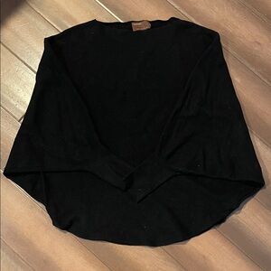 Kerisma Classic Black sweater